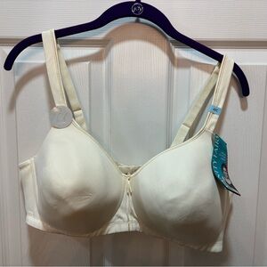 Women’s Vanity Fair Bra Size 42C